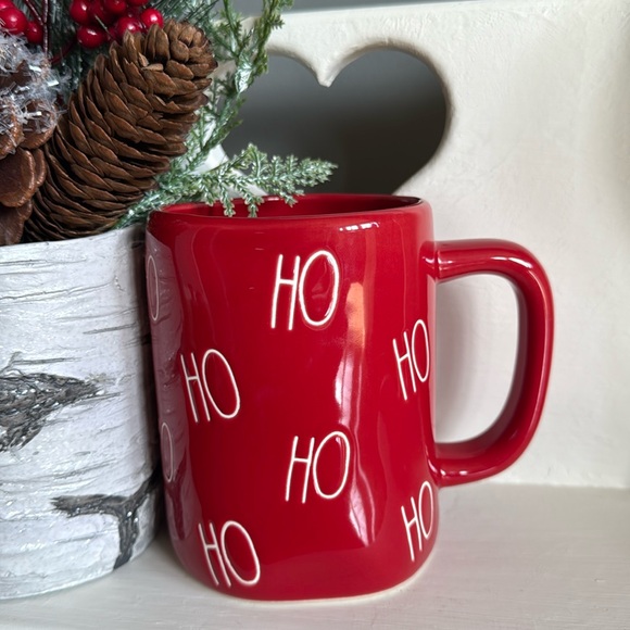 🎅🏼HO HO HO Mug by Rae Dunn - Picture 1 of 5